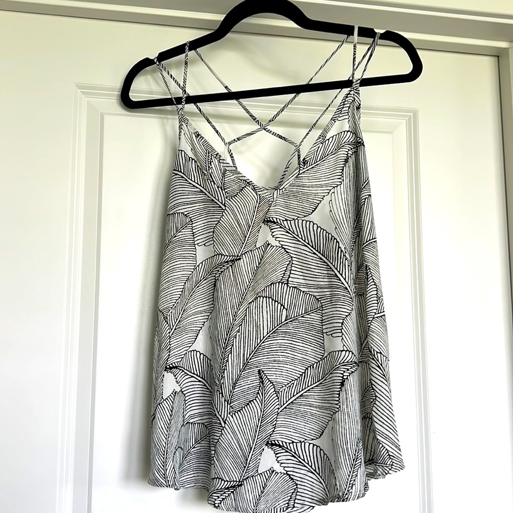 Black & White lead top - Size M